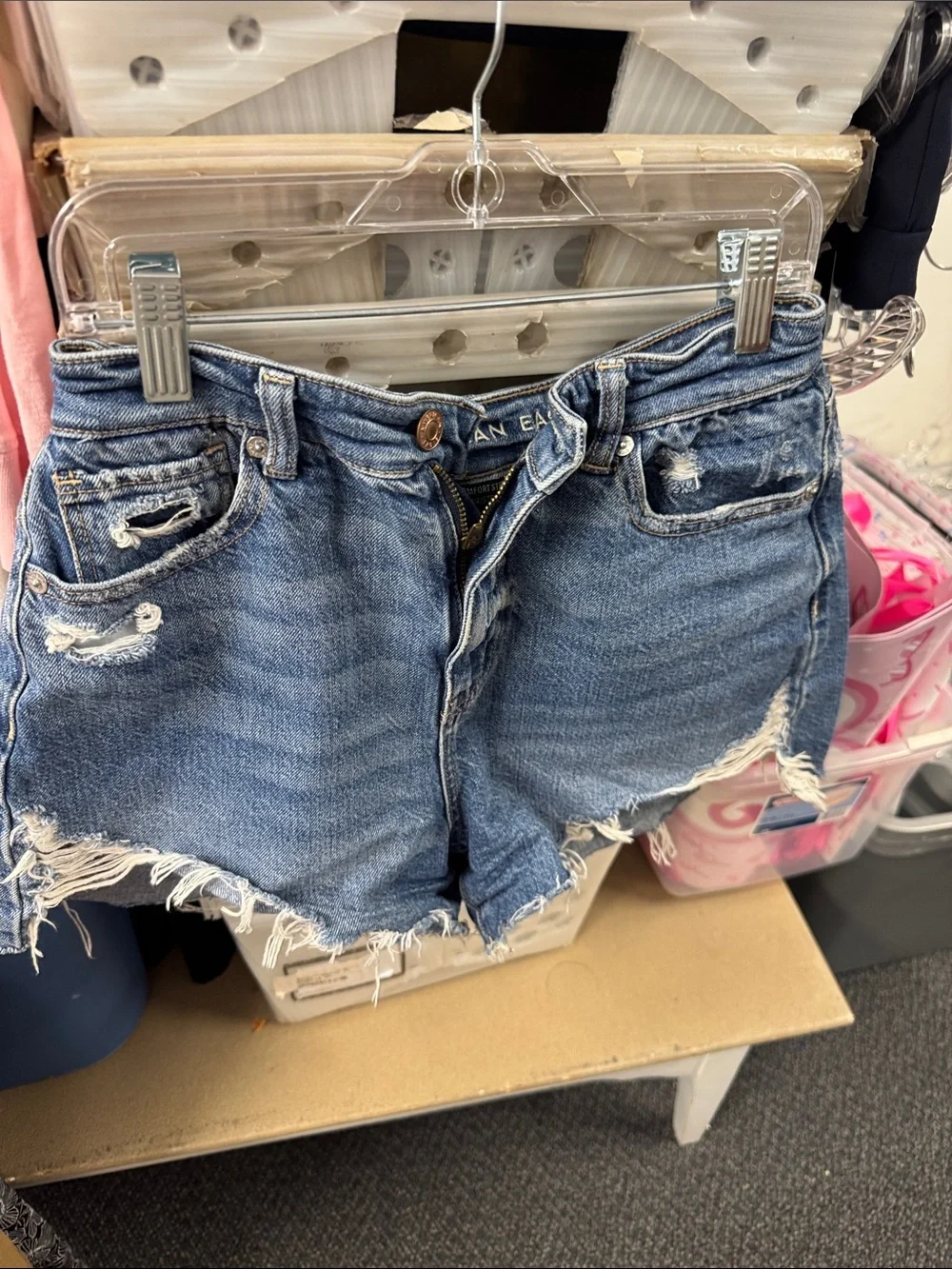 American eagle mom short size 4 // 080614